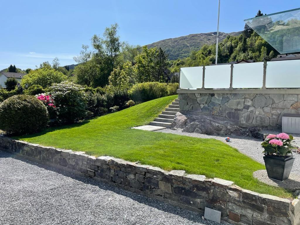 Ks Apartment Near Bergen Exterior photo